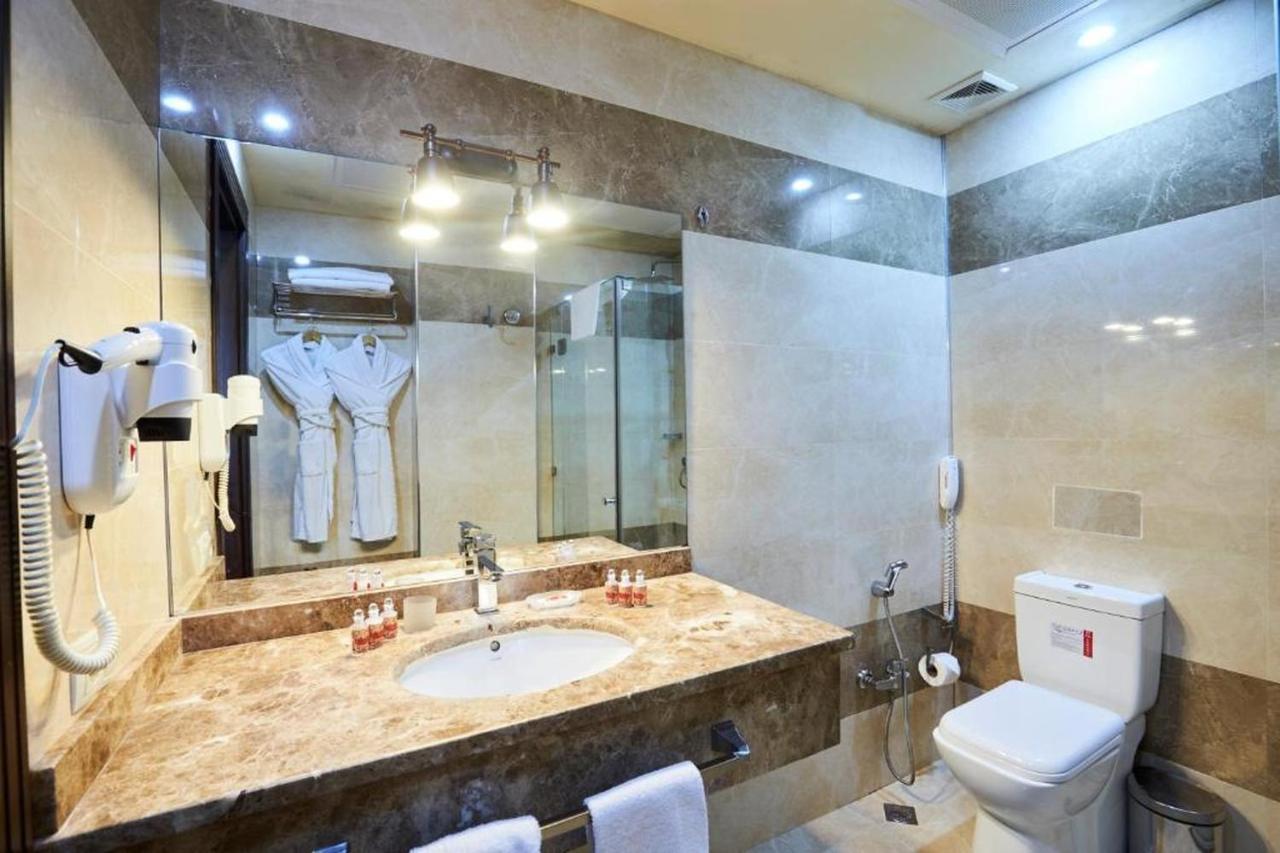 Smith's Boutique Hotel *